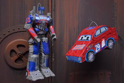 sale Pinata  a Robot (to fill)